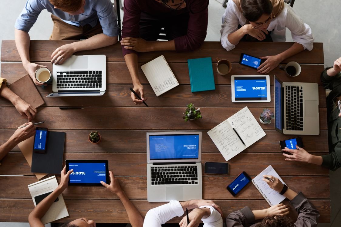 Del texto al vídeo: conviértete en un perfil 360 con la formación IA para empresas